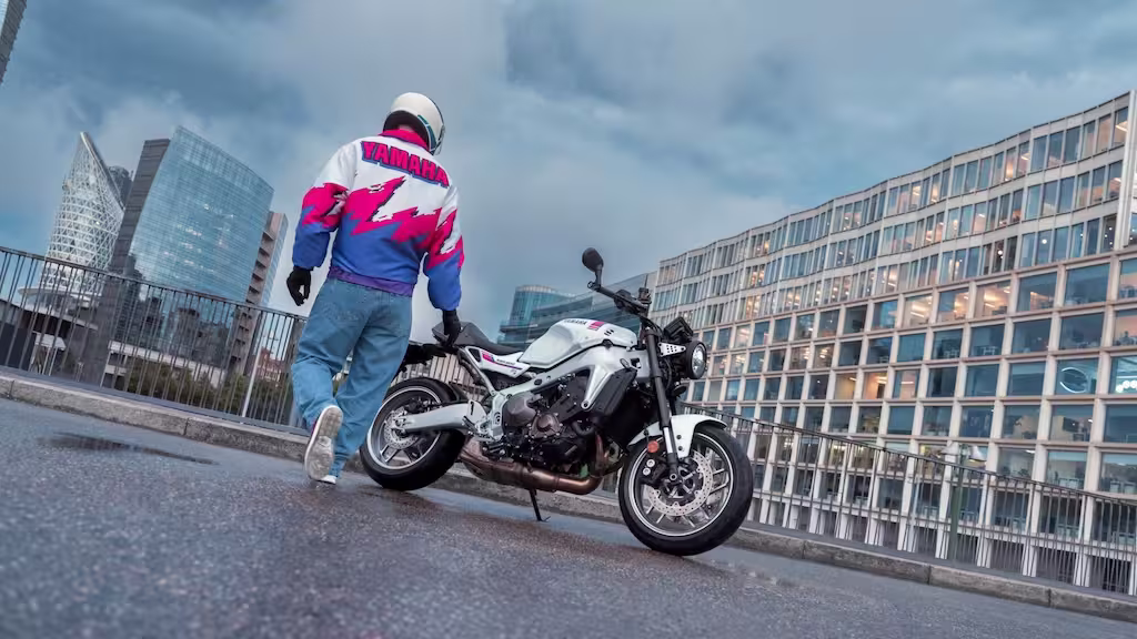 Yamaha XSR900 2027: a nyolcvanas évek versenymotorjainak öröksége modern technikával