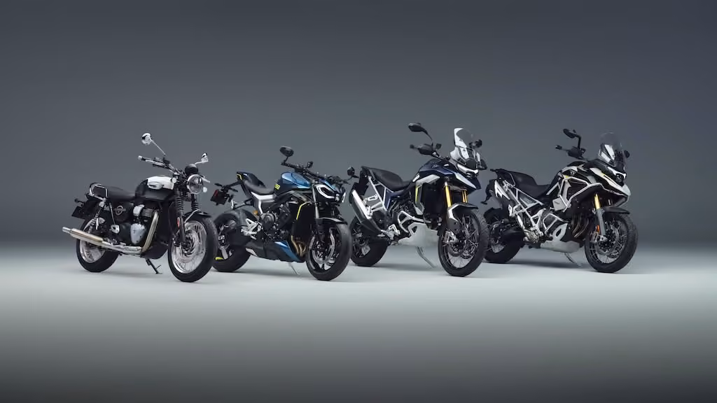 Négy új Triumph modell érkezik jövőre, köztük a háromhengeres Street Triple 798 RS