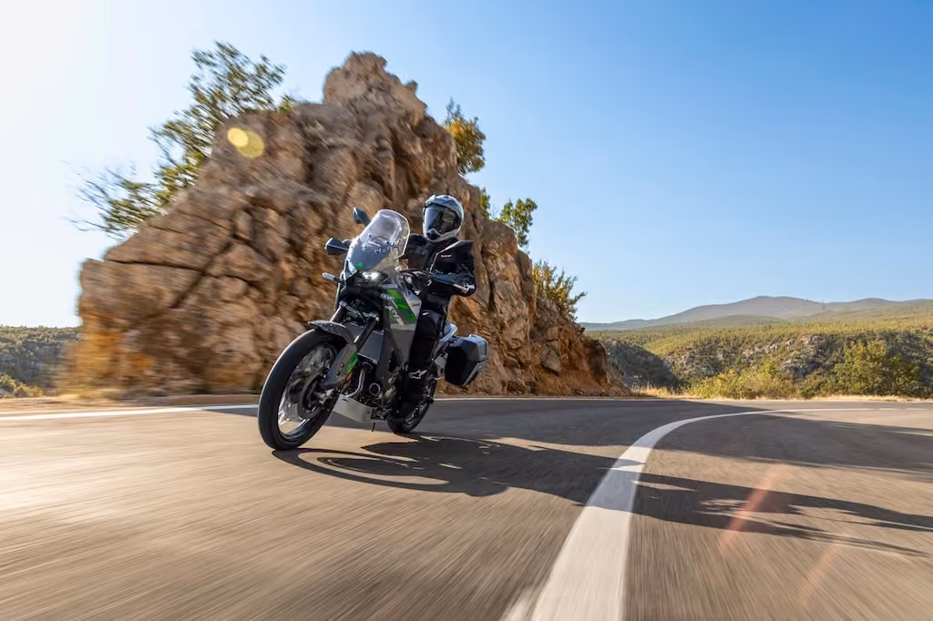 Kawasaki KLE650: ahogy vártuk, új kalandmotorral bővül a KLE család 2027-ben